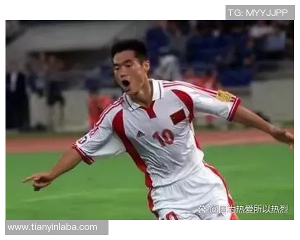 足坛巨星同框留下难忘瞬间球迷争相传颂温情合影 足坛巨星同框留下难忘瞬间球迷争相传颂温情合影