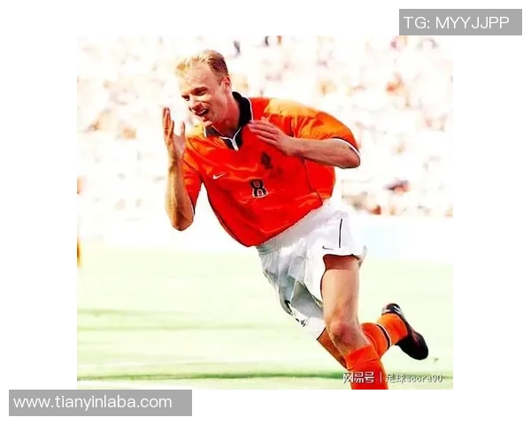 足球星卡时刻全解析揭秘 球星背后的荣耀瞬间与卡片收藏价值